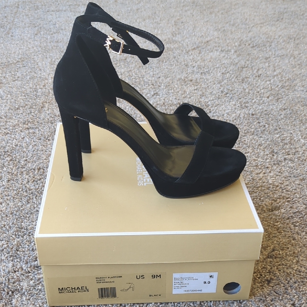 Michael Michael Kors Margot Platform Heels - Black 9